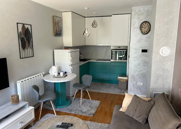 Point - Centar Zenica- * Zenica